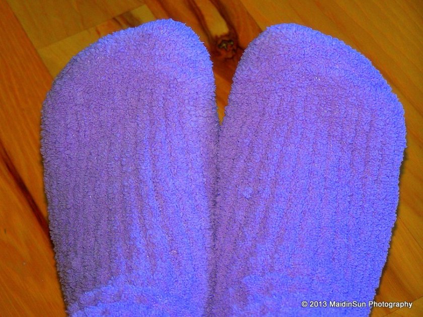 Glowing socks